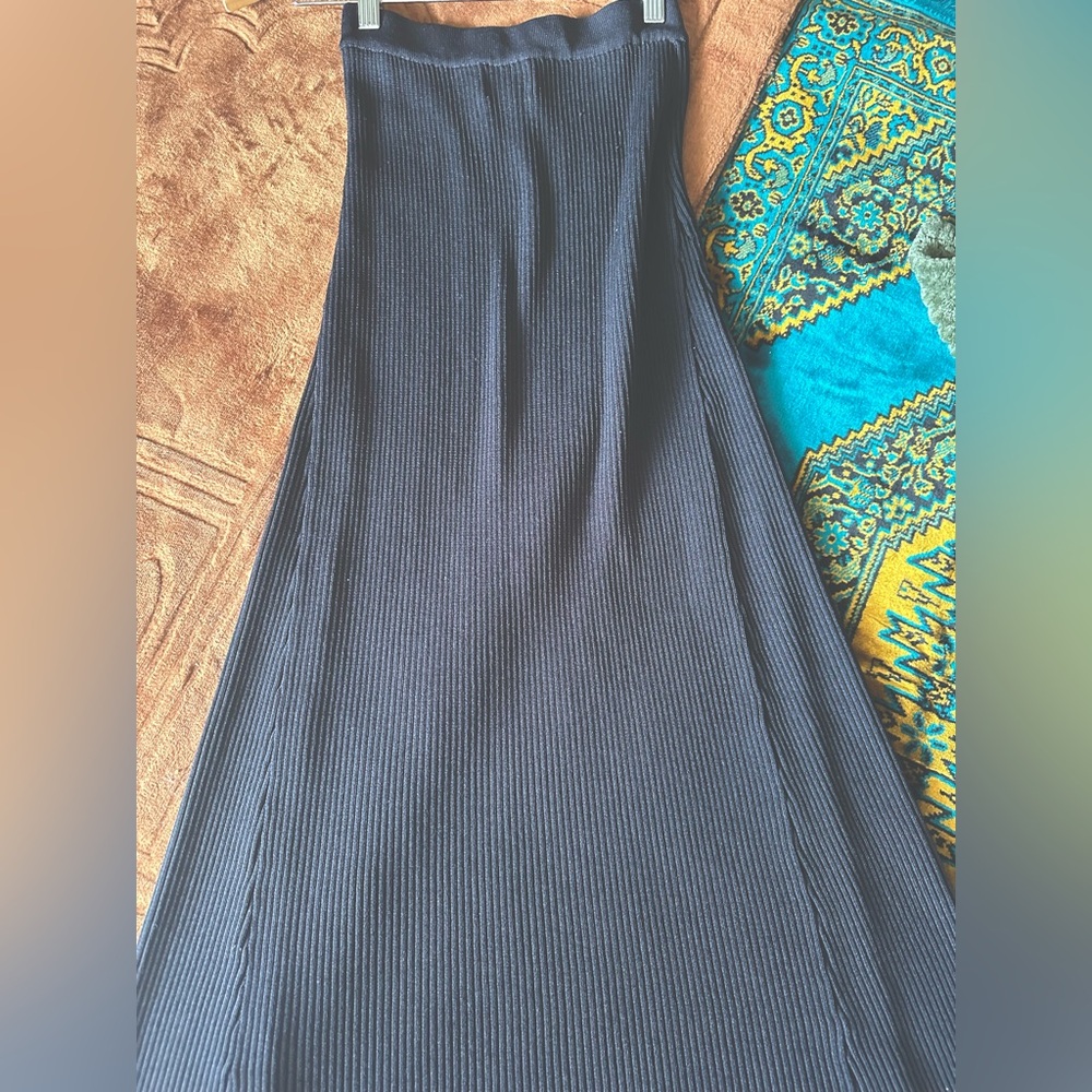 DISSH black maxi skirt